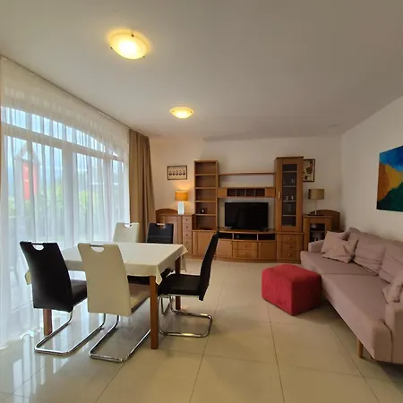 Gaja Apart-hotel 3*