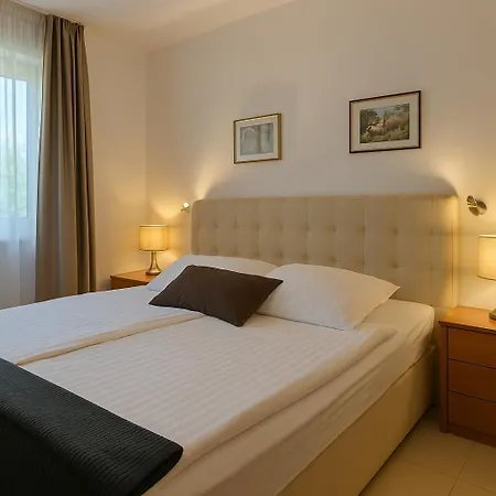 Gaja Aparthotel Bled